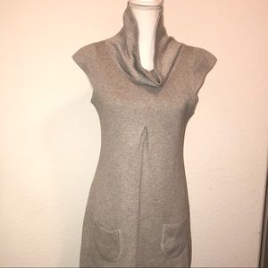 SHAE M Nordstrom sweater dress size M